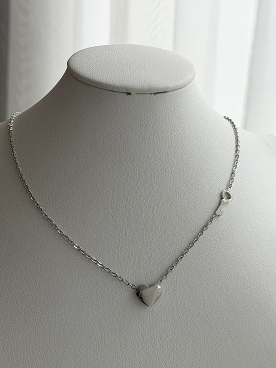 COLLAR CORAZON Y LLAVE