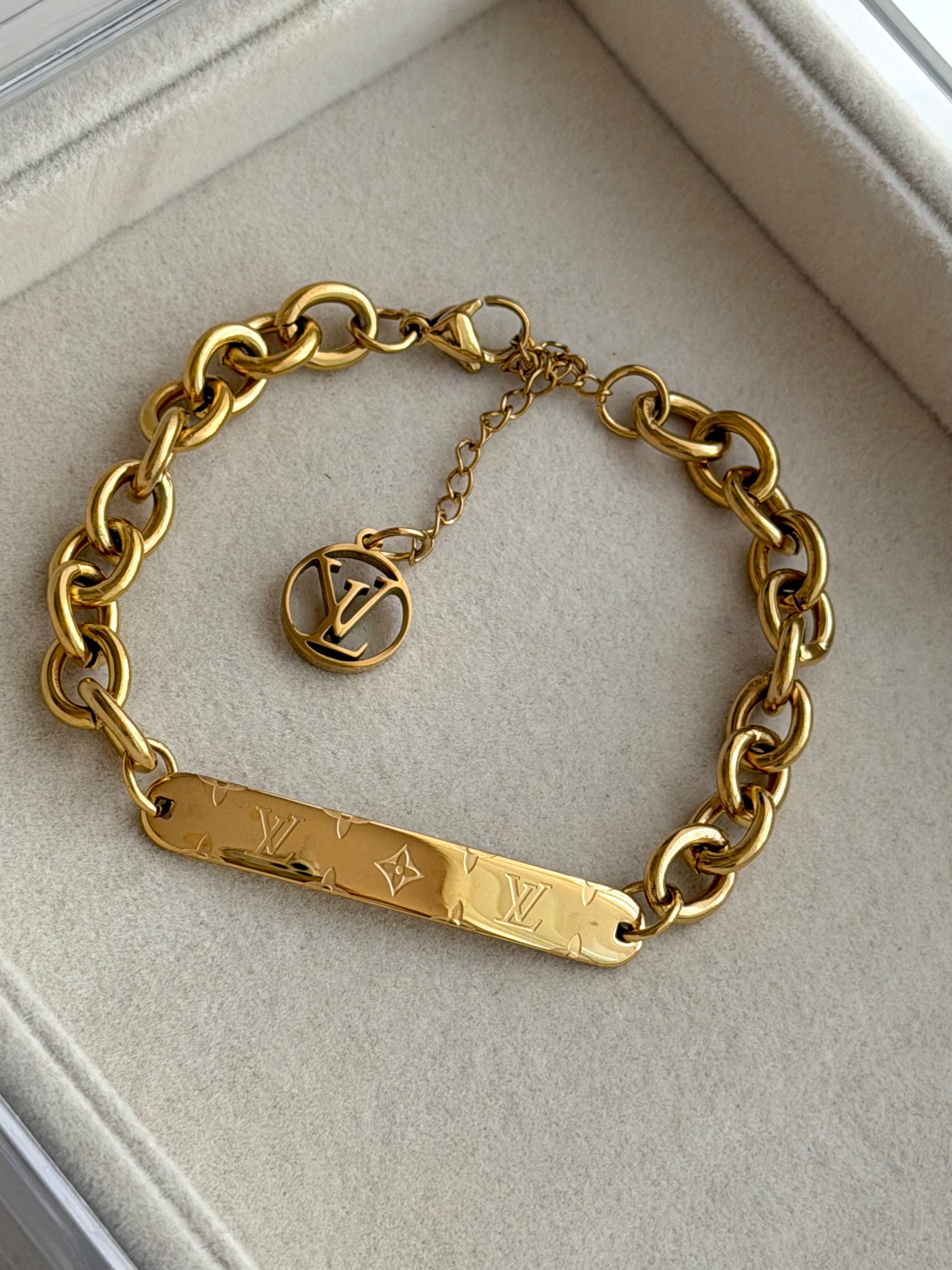 PULSERA PLACA LV