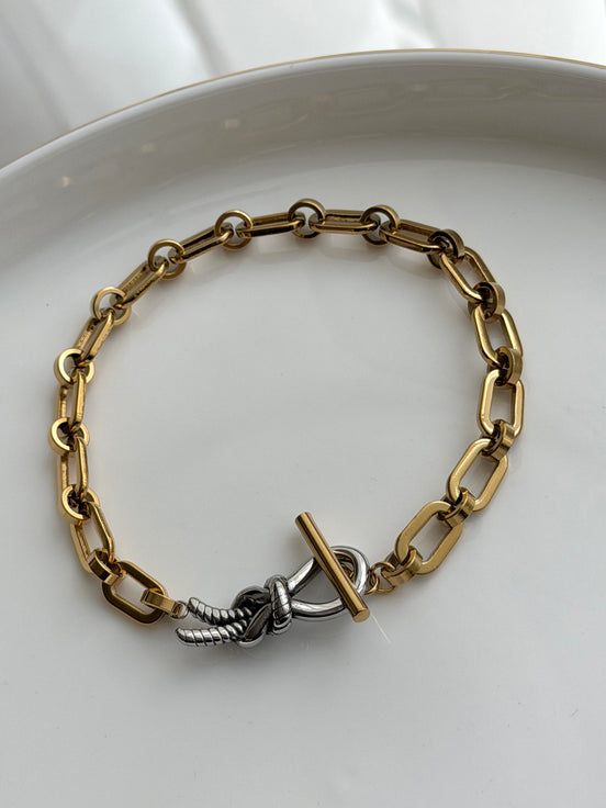 PULSERA NUDO