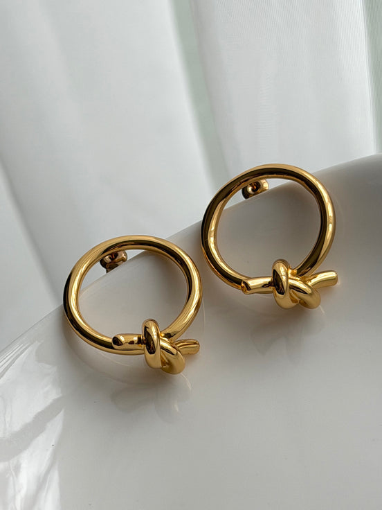 ARETE NUDO