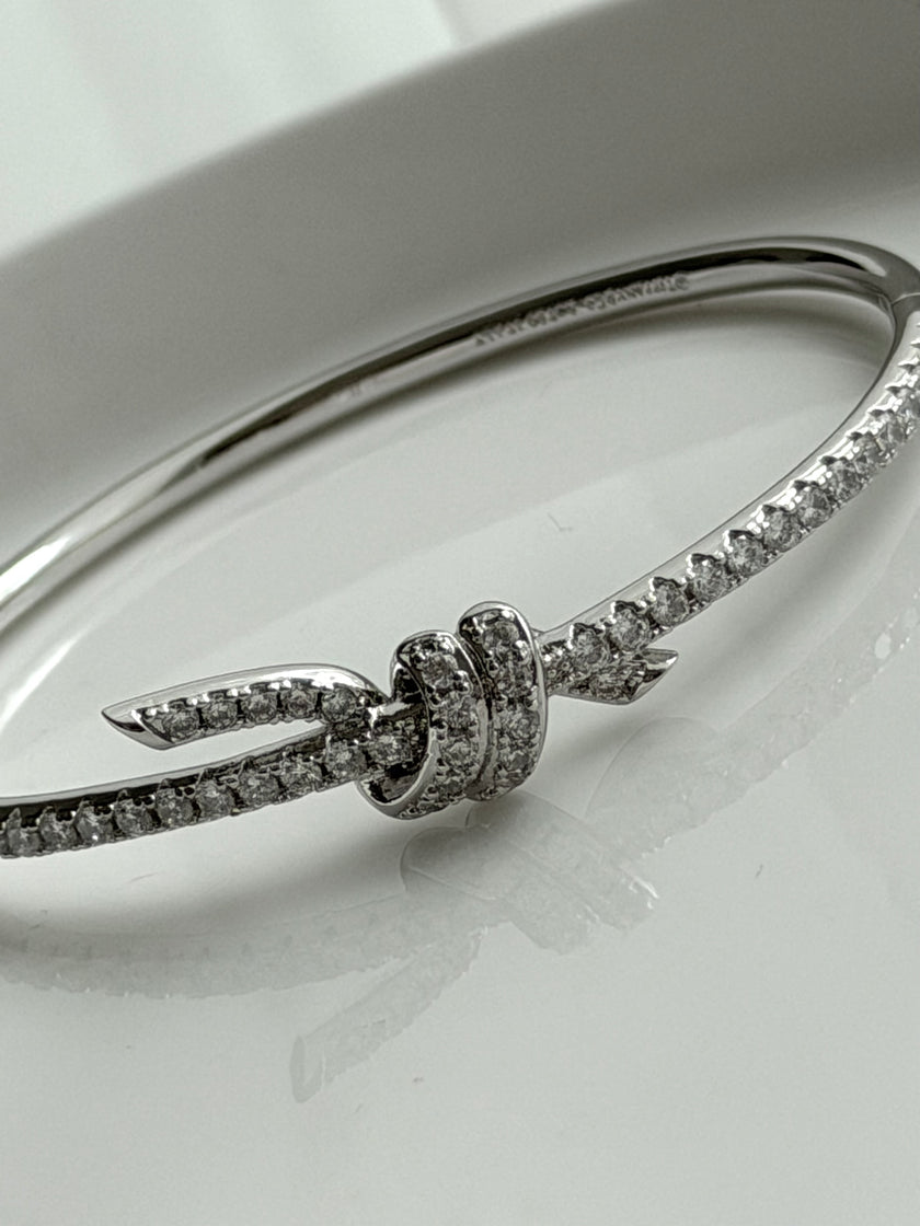 BRAZALETE NUDO