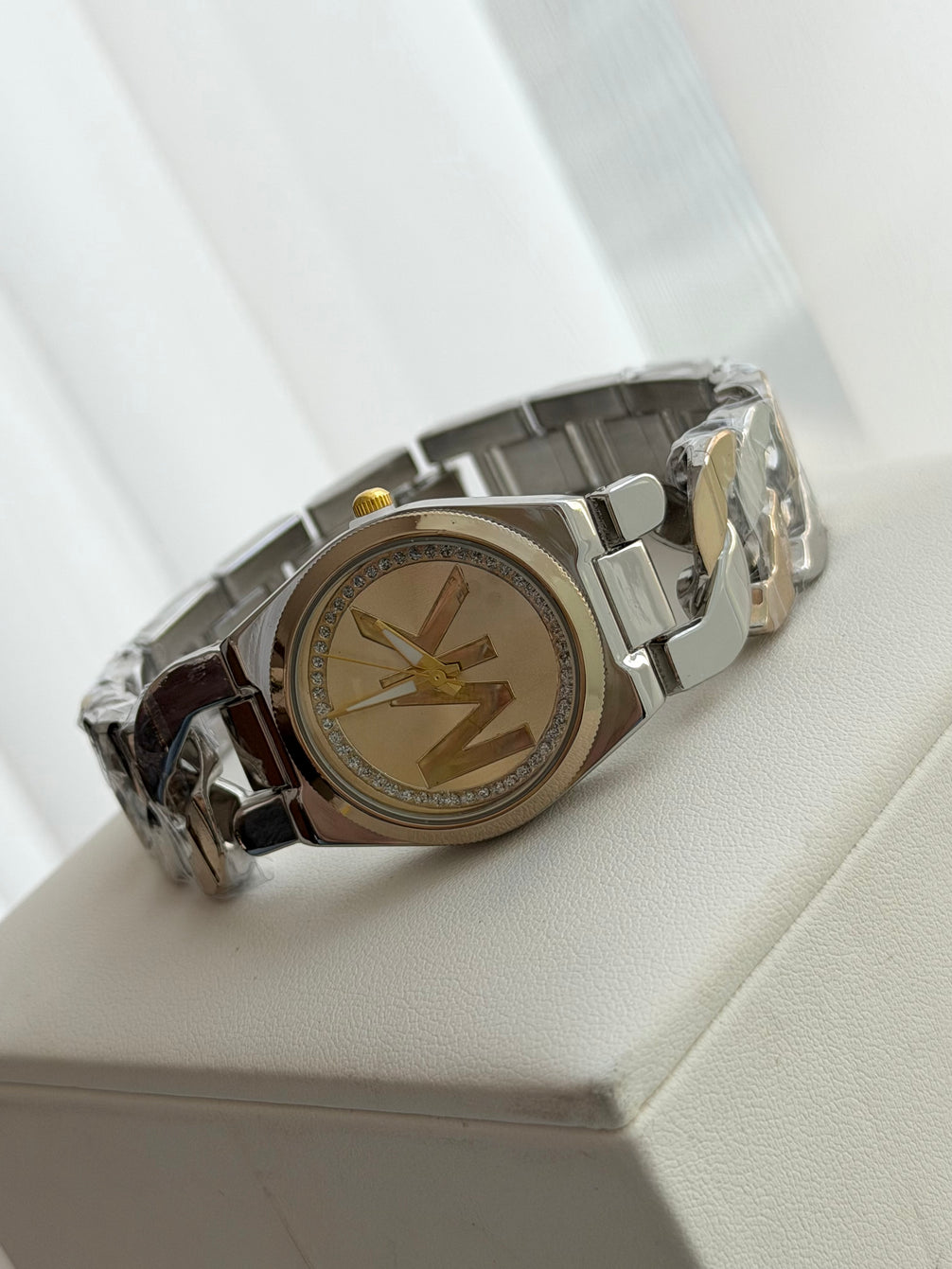 RELOJ MK