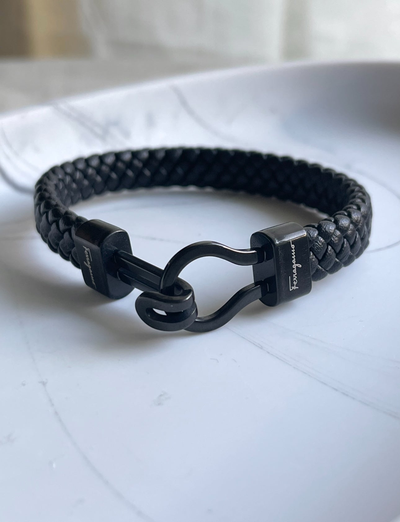 PULSERA TRENZADA CON GANCHO