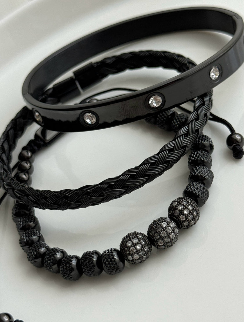 TRÍO DE PULSERAS NEGRAS