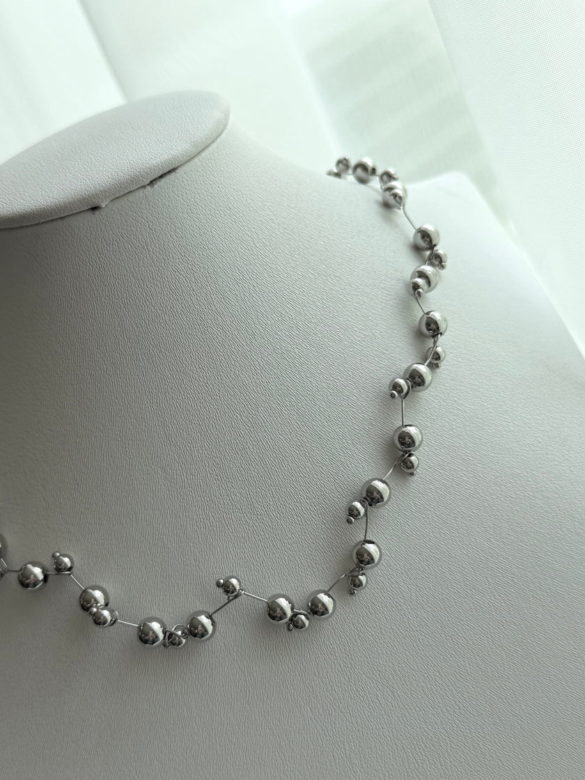 COLLAR BOLITAS