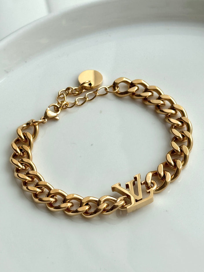 PULSERA LV