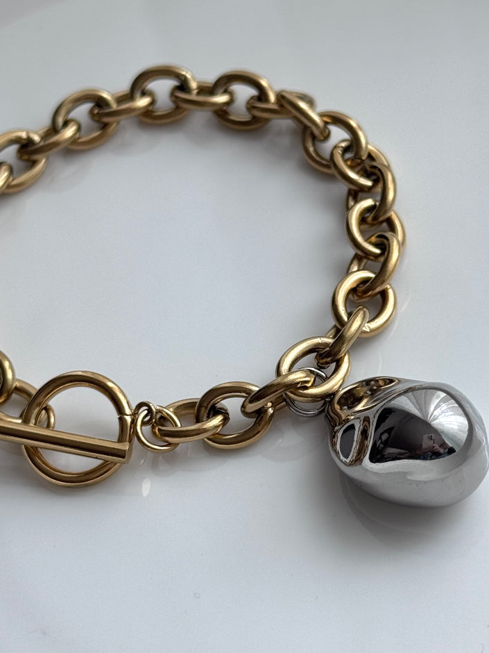 PULSERA CADENA CON DIJE IRREGULAR