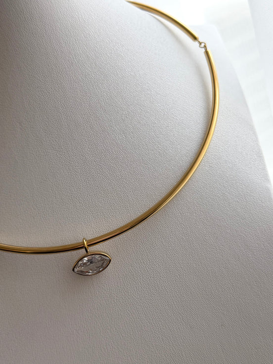 COLLAR ARO DIJE OJO