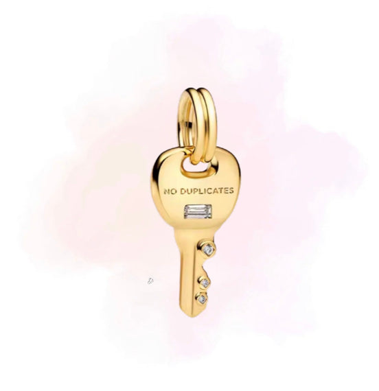 CHARM LLAVE