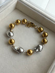 PULSERA BOLITAS Y FRIJOLITOS
