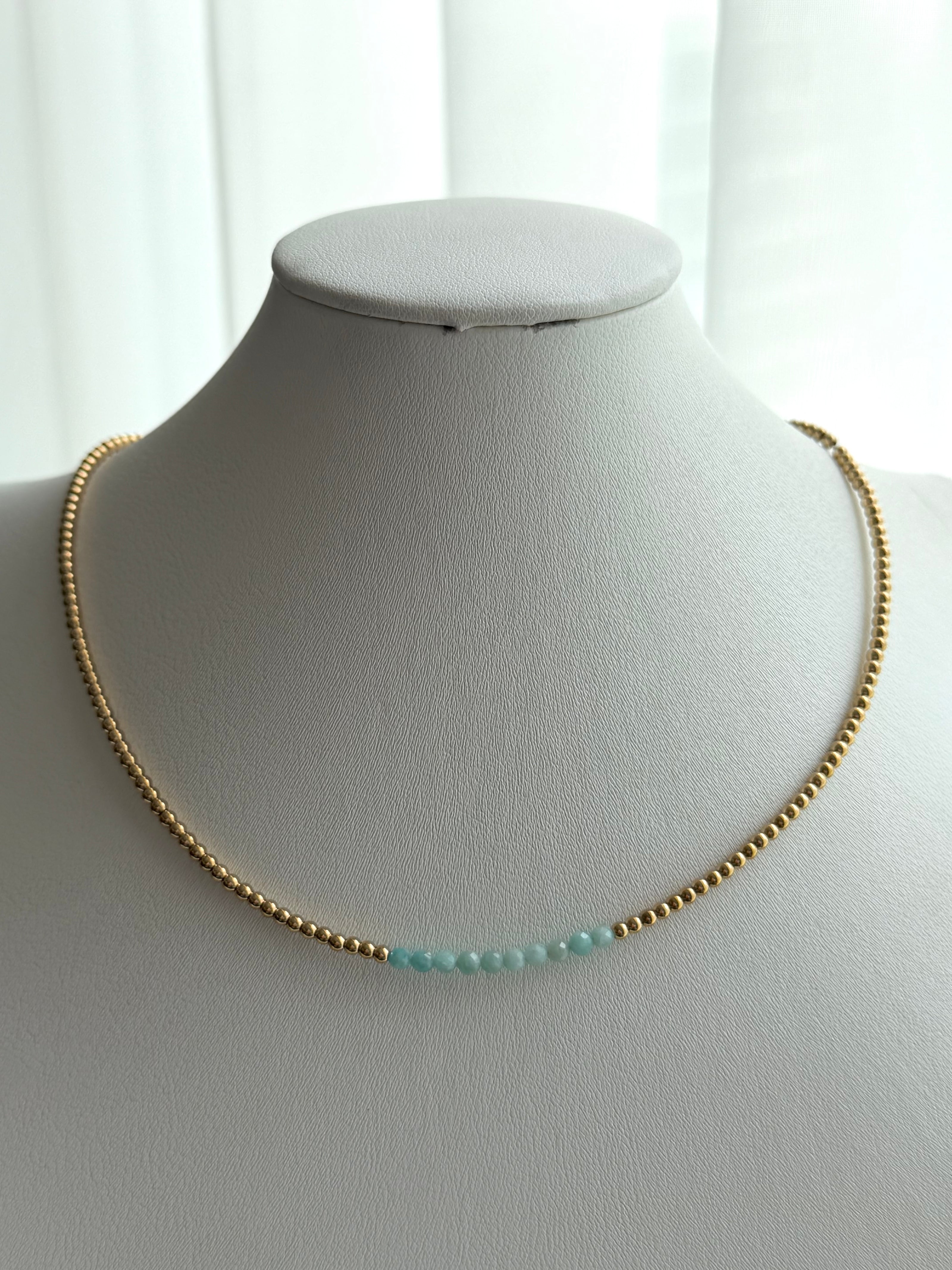 COLLAR BOLITAS AQUIA