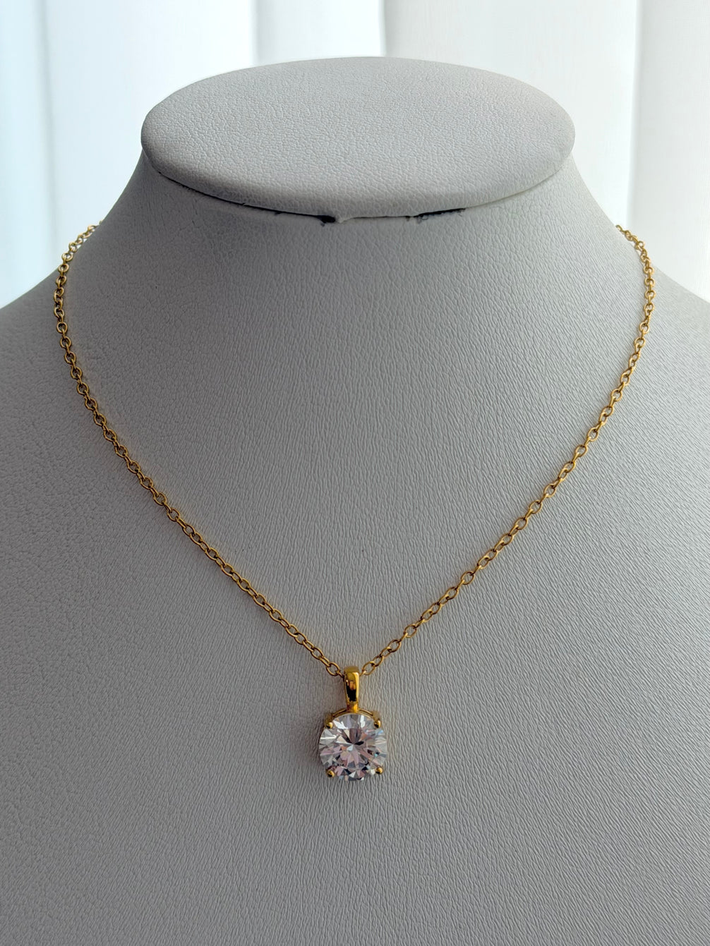 COLLAR DIJE CIRCULAR