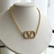 COLLAR V CON ZIRCONIAS