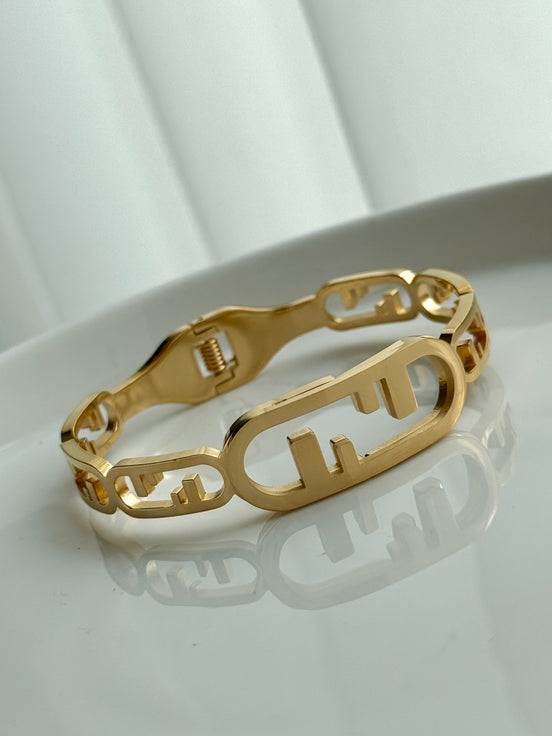BRAZALETE F