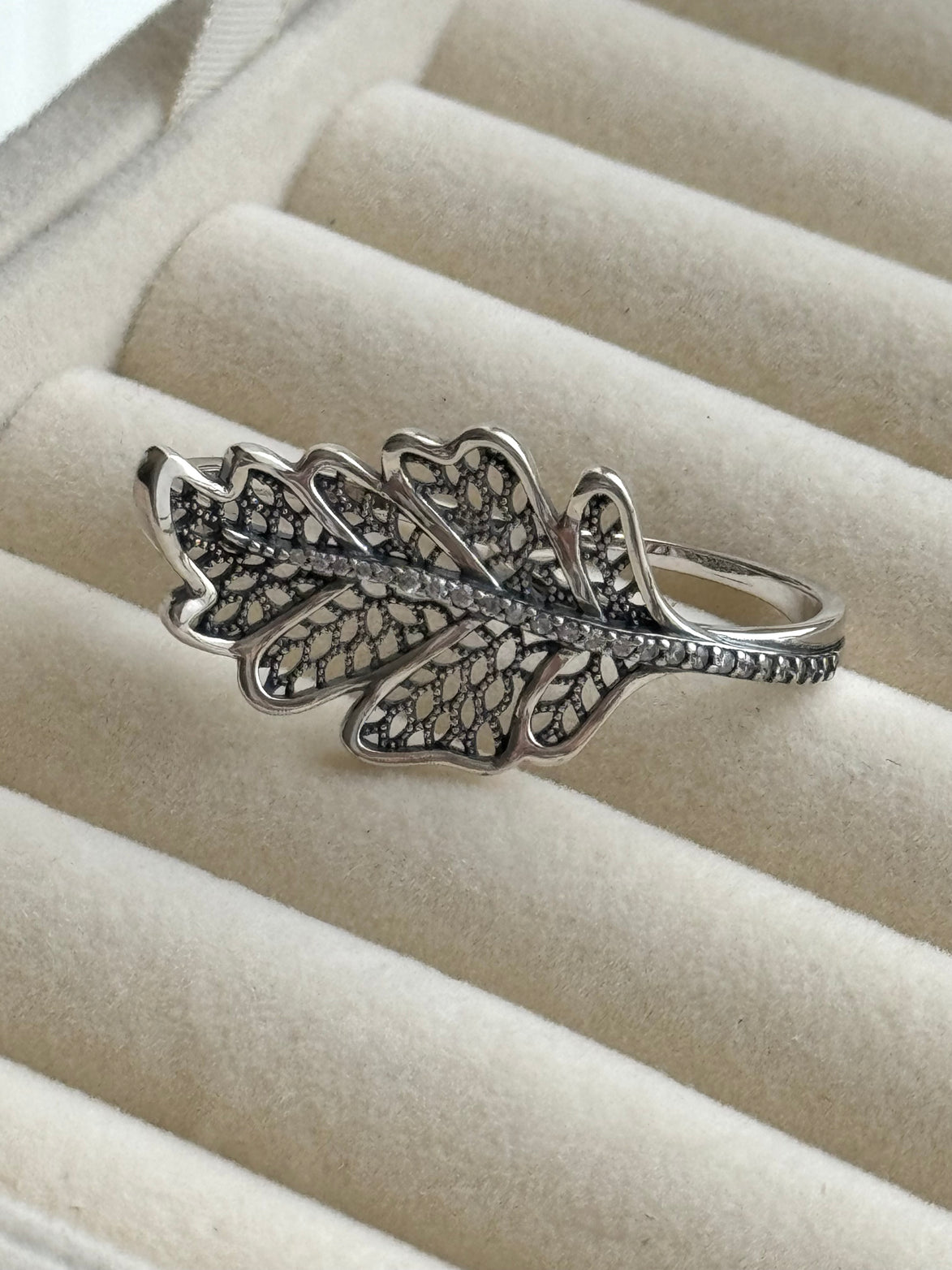 ANILLO HOJA DOBLE