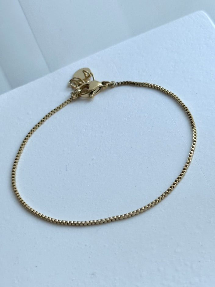 PULSERA QUILA