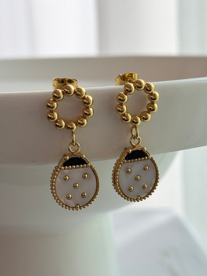 ARETE MARIQUITA ALAS CERRADAS BLANCO