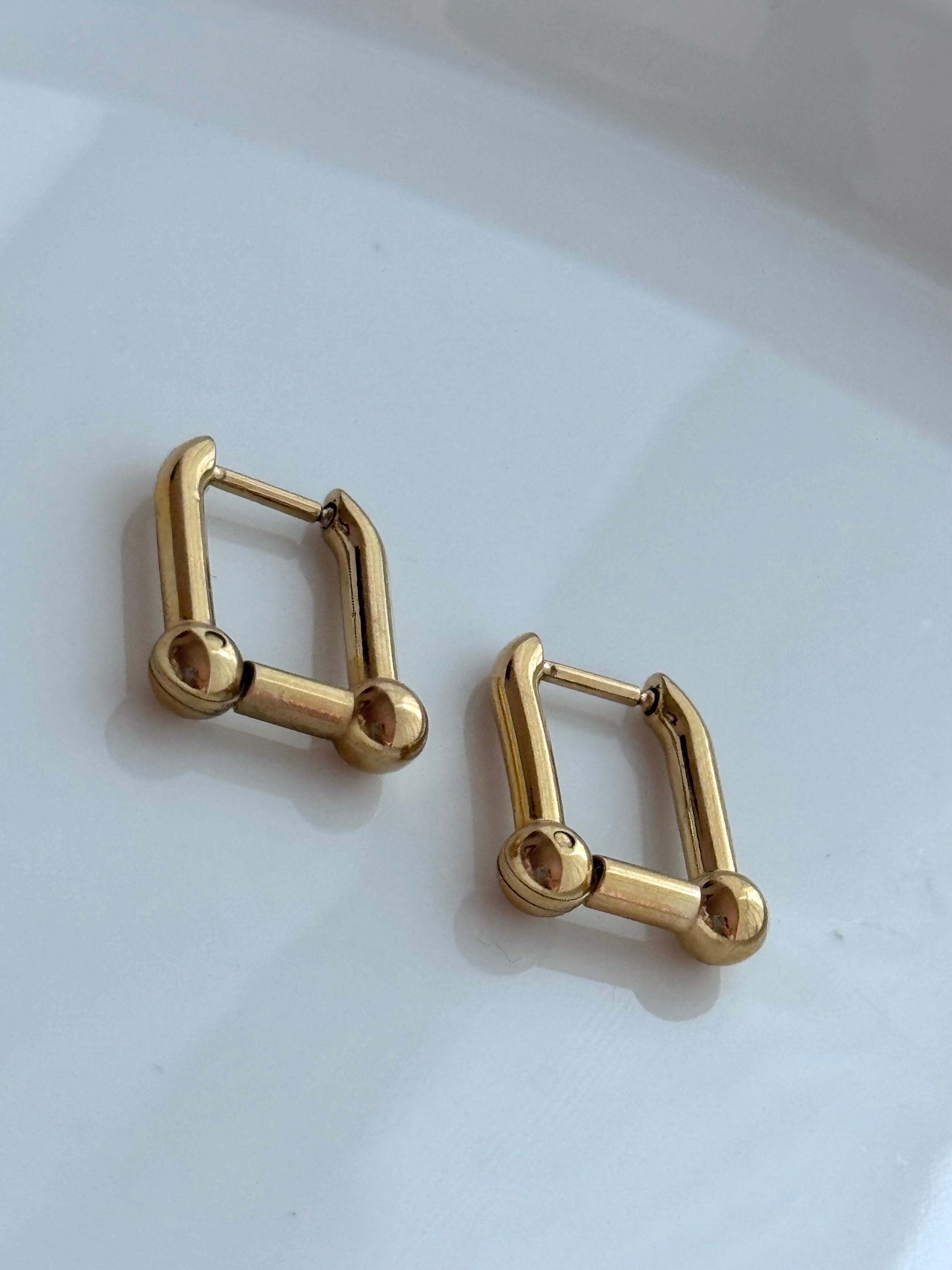 ARETE ESLABÓN DORADO