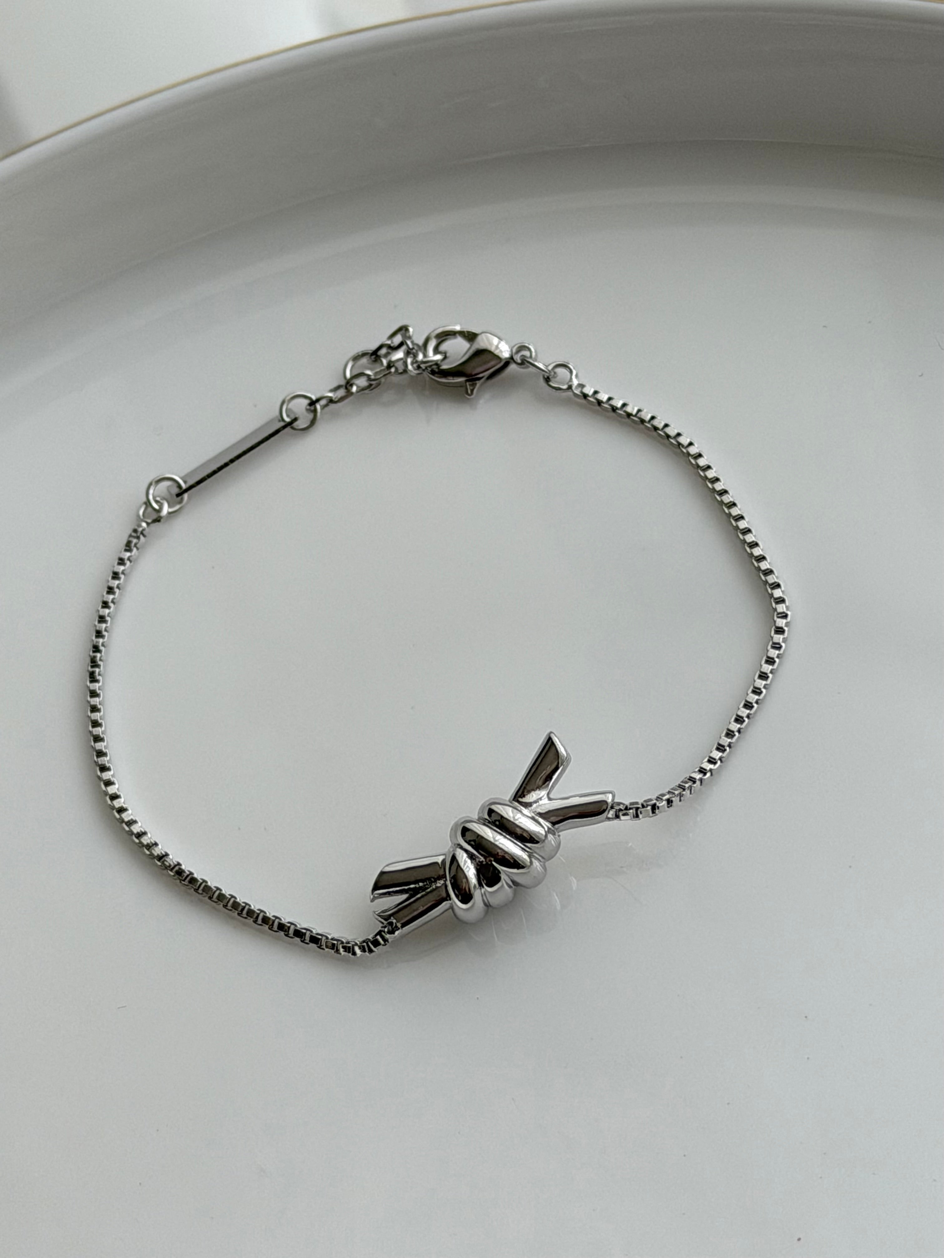 PULSERA NUDO