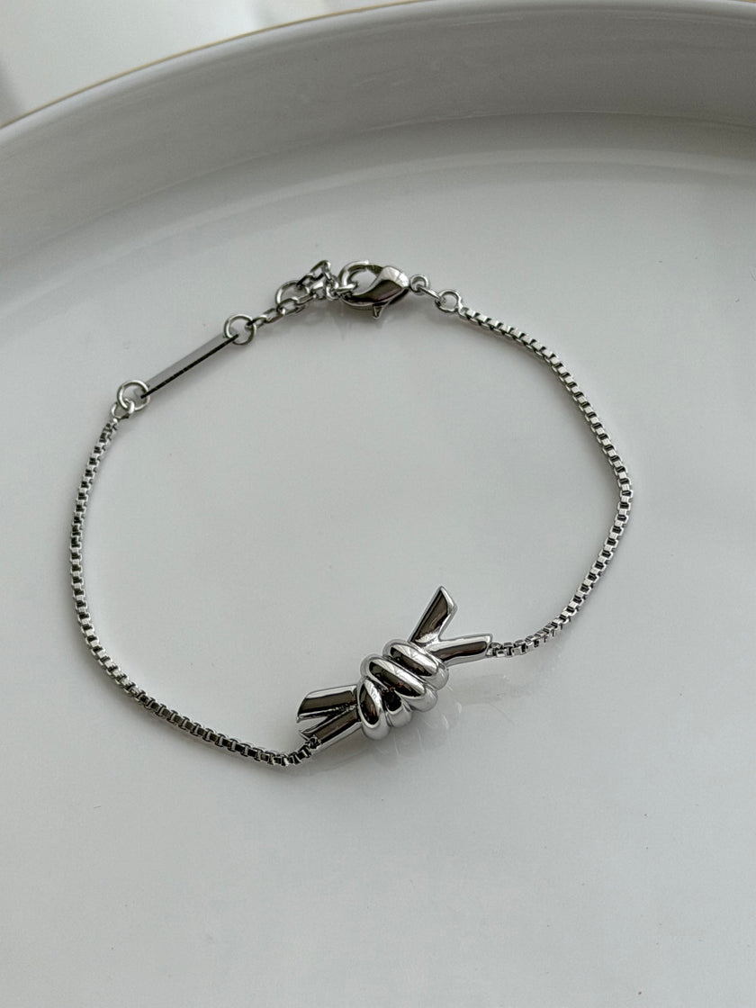 PULSERA NUDO
