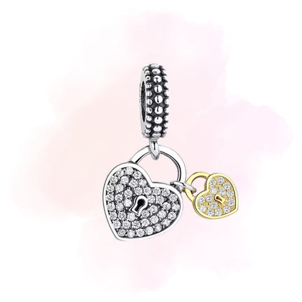 CHARM CORAZONES