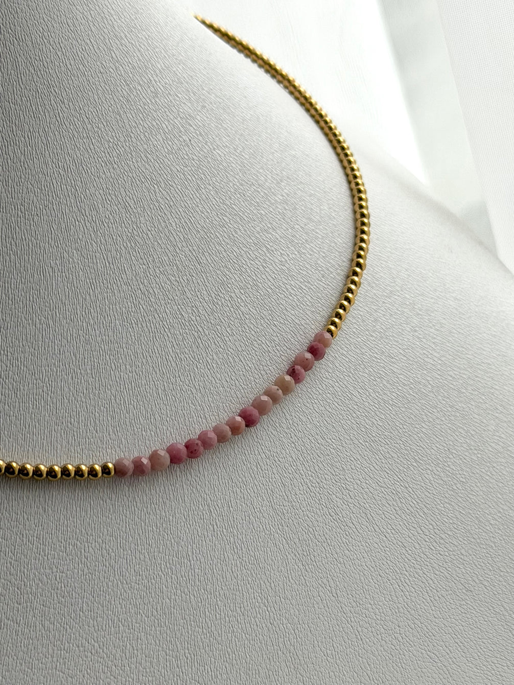 COLLAR BOLITAS CORAL