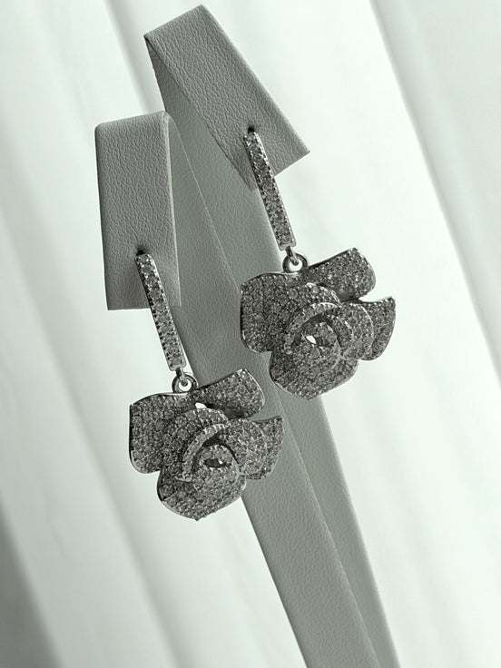 ARETES ROSA