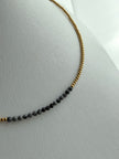 COLLAR BOLITAS NEGRO / GRIS