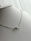 COLLAR NUDO