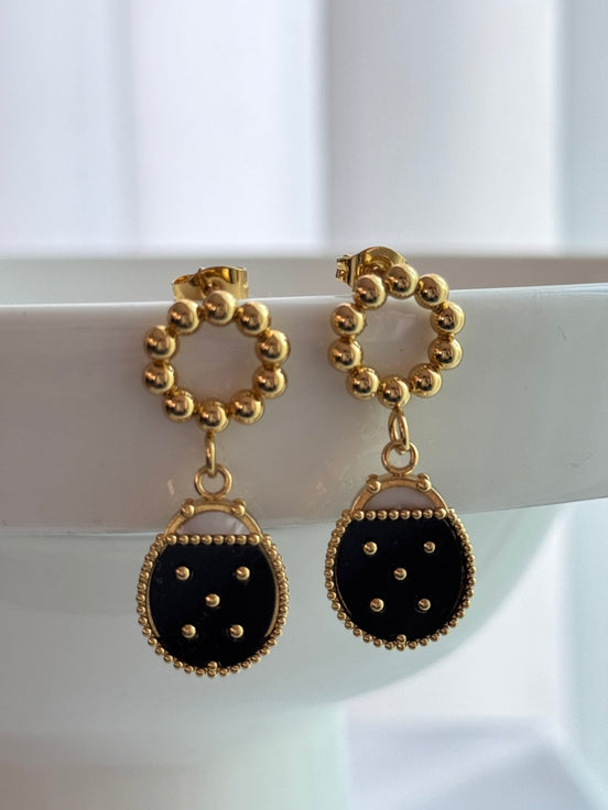ARETE MARIQUITA ALA CERRADA NEGRO