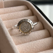 ANILLO CIRCULAR CON ZIRCONIAS