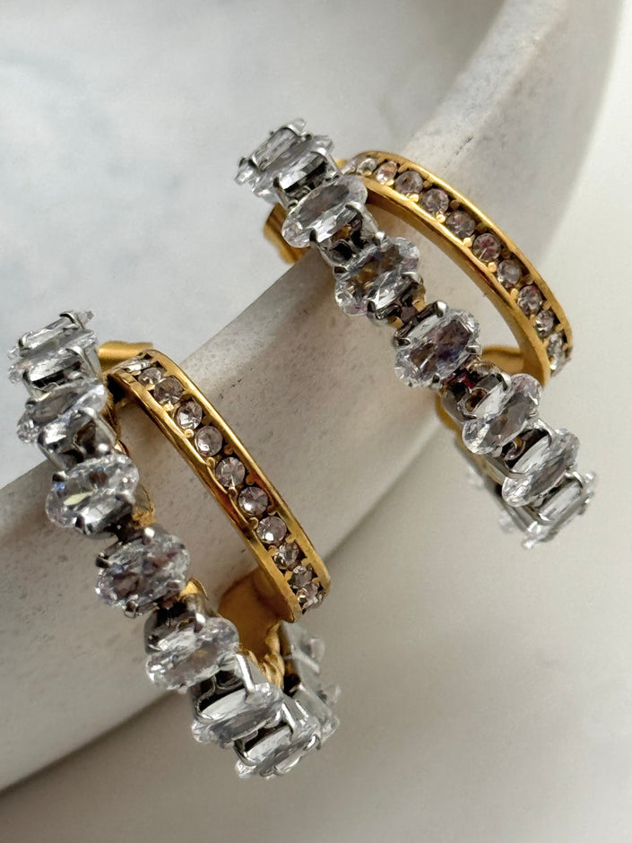 ARETE DOBLE CON CRISTAL BLANCO