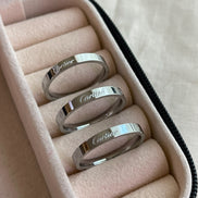 TRÍO DE ANILLOS GRABADOS