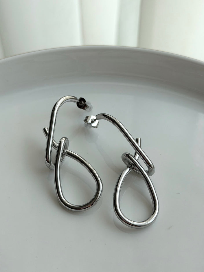 ARETE NUDO