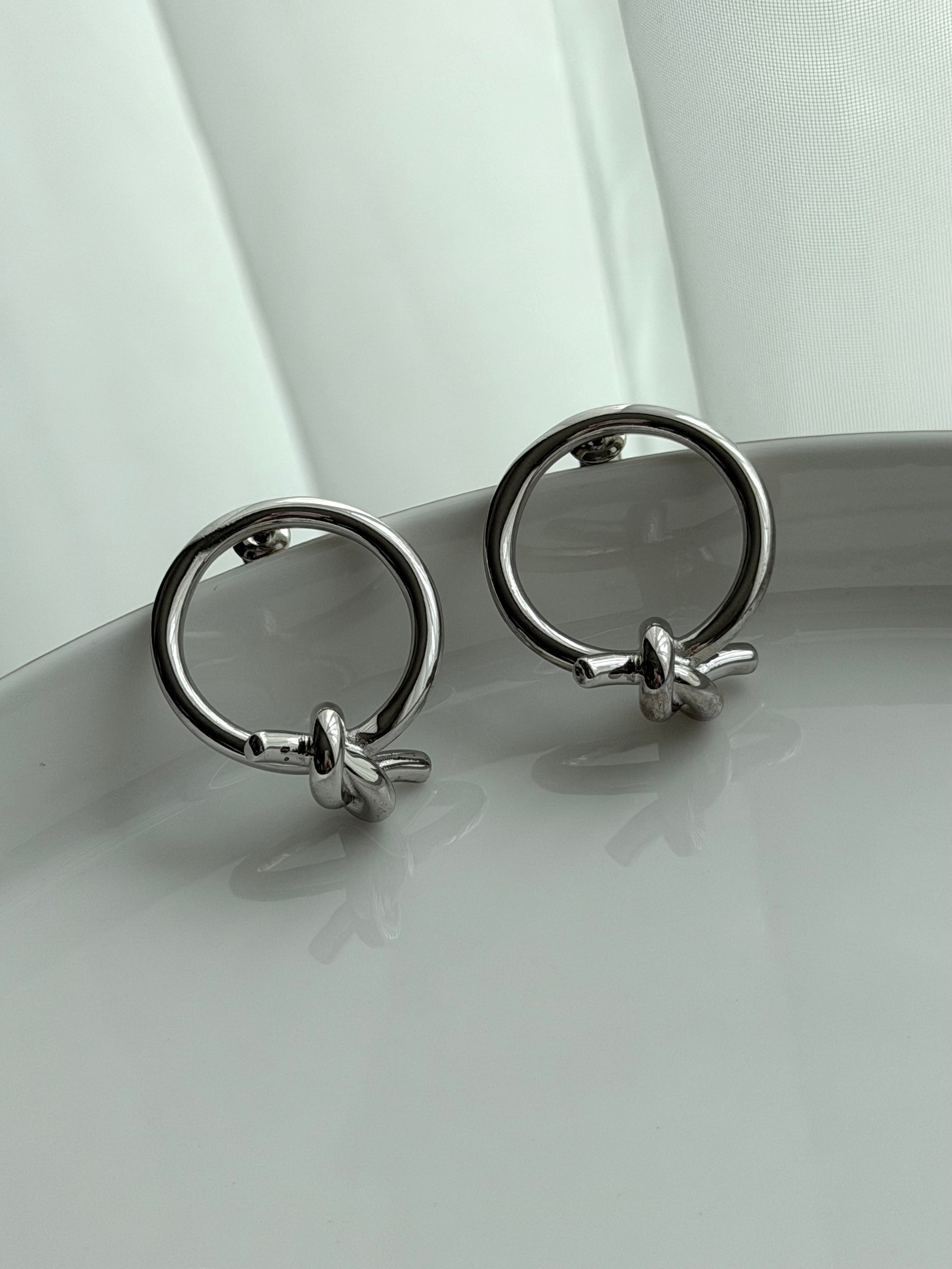 ARETE NUDO