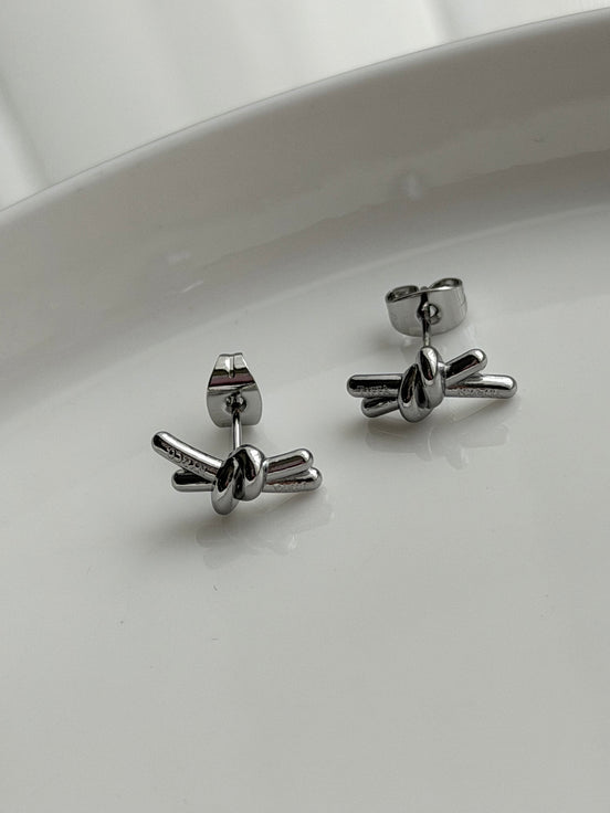 ARETE NUDO PLATA