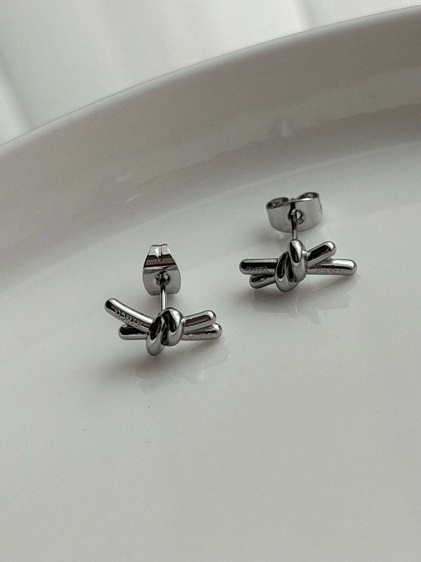 ARETE NUDO PLATA