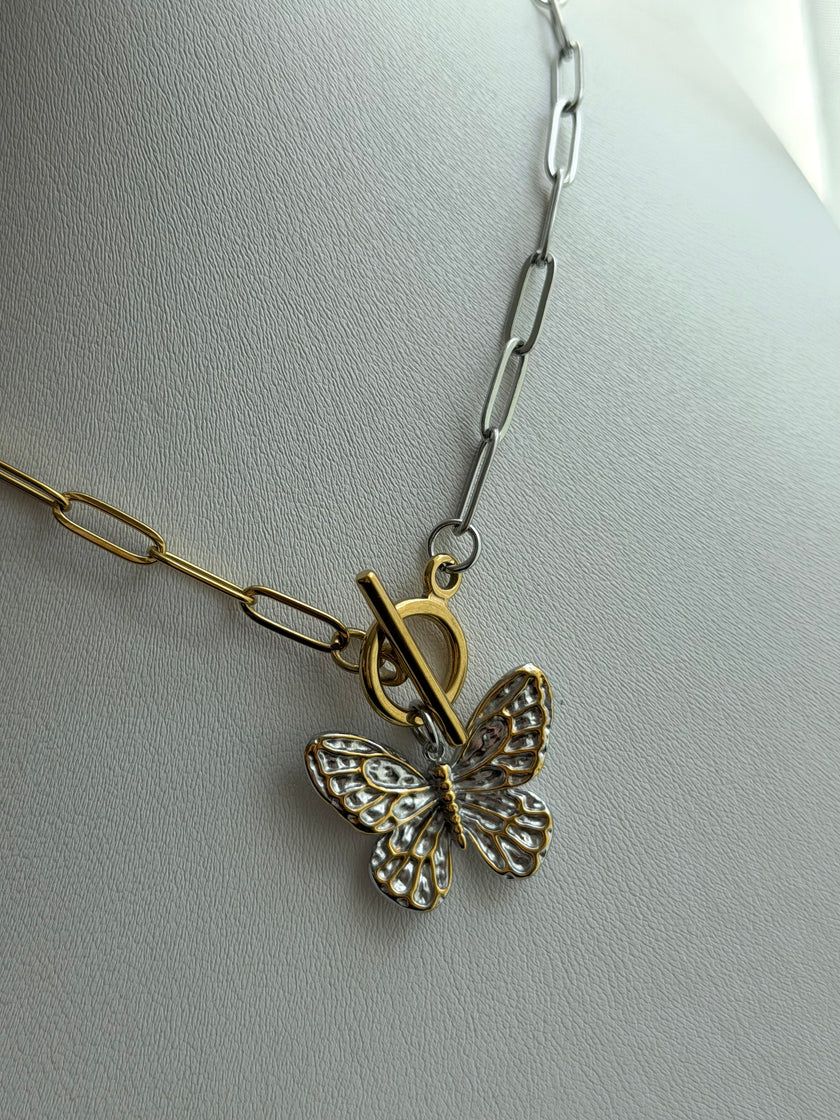 COLLAR DIJE MARIPOSA