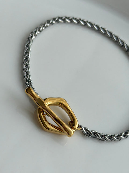 PULSERA BROCHE T