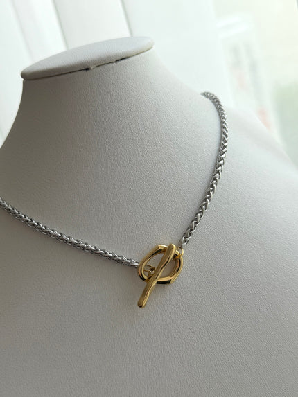 COLLAR BROCHE T
