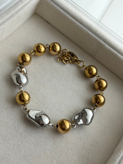 PULSERA BOLITAS Y FRIJOLITOS