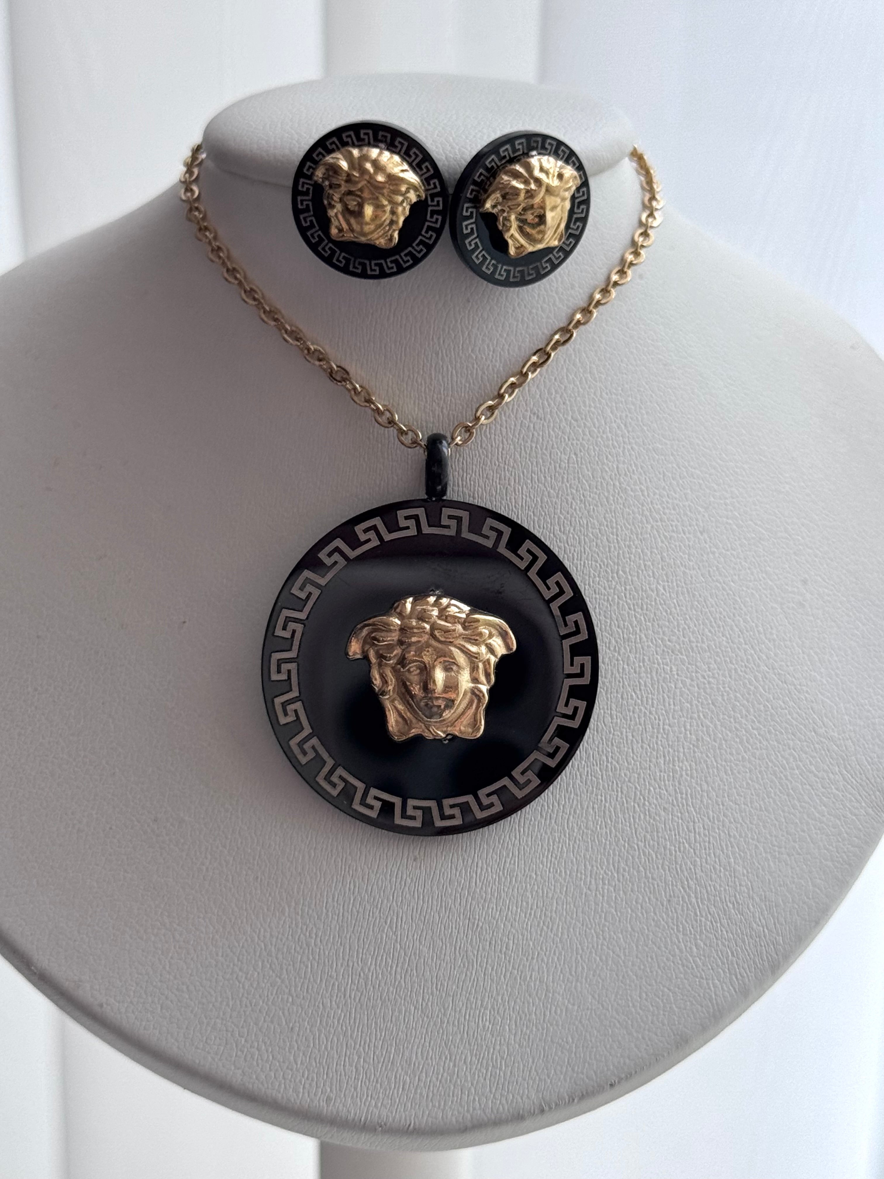 SET COMPLETO MEDUSA NEGRO