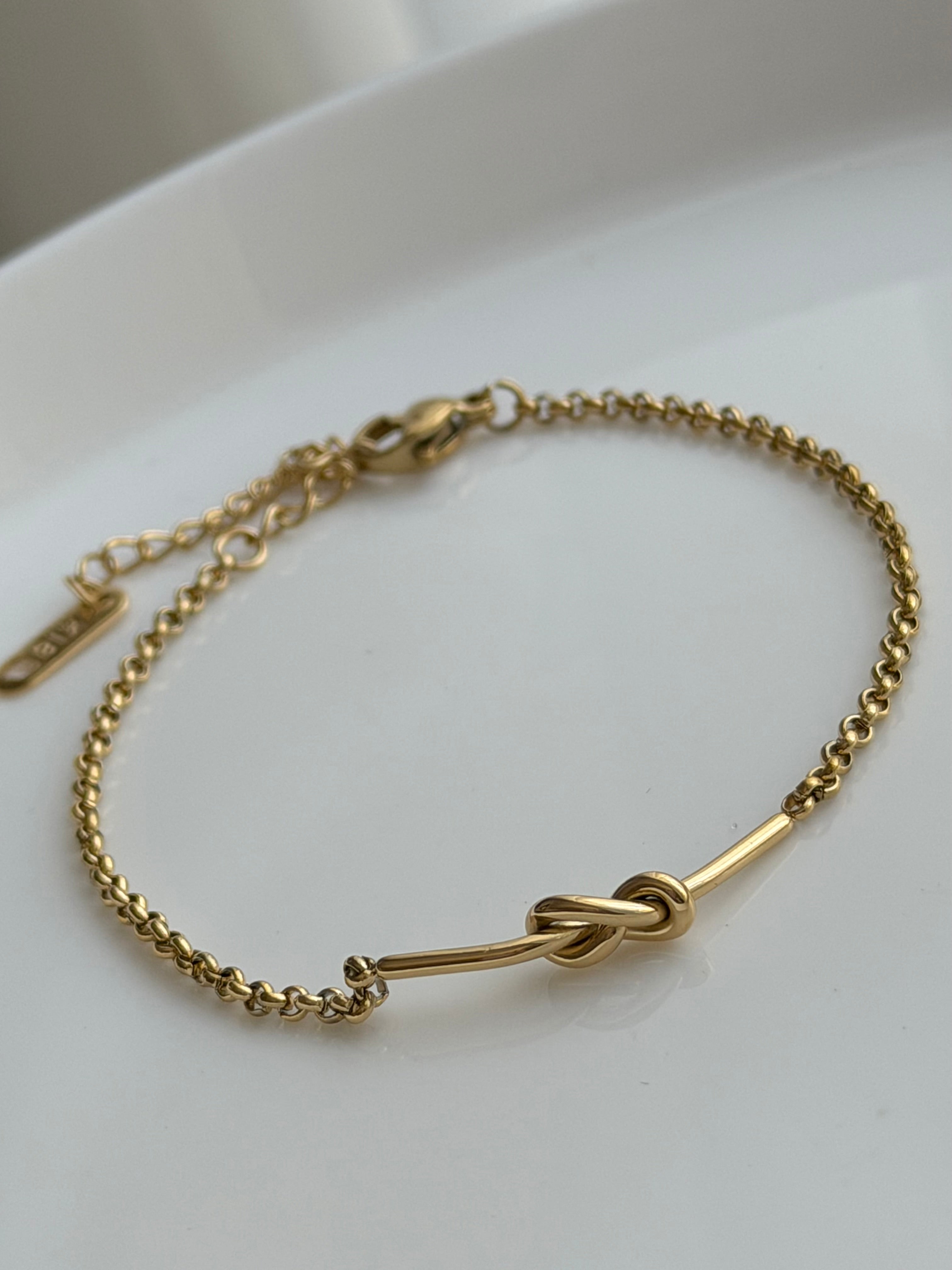 PULSERA NUDO