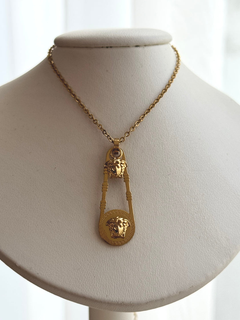 COLLAR MEDUSA DORADO