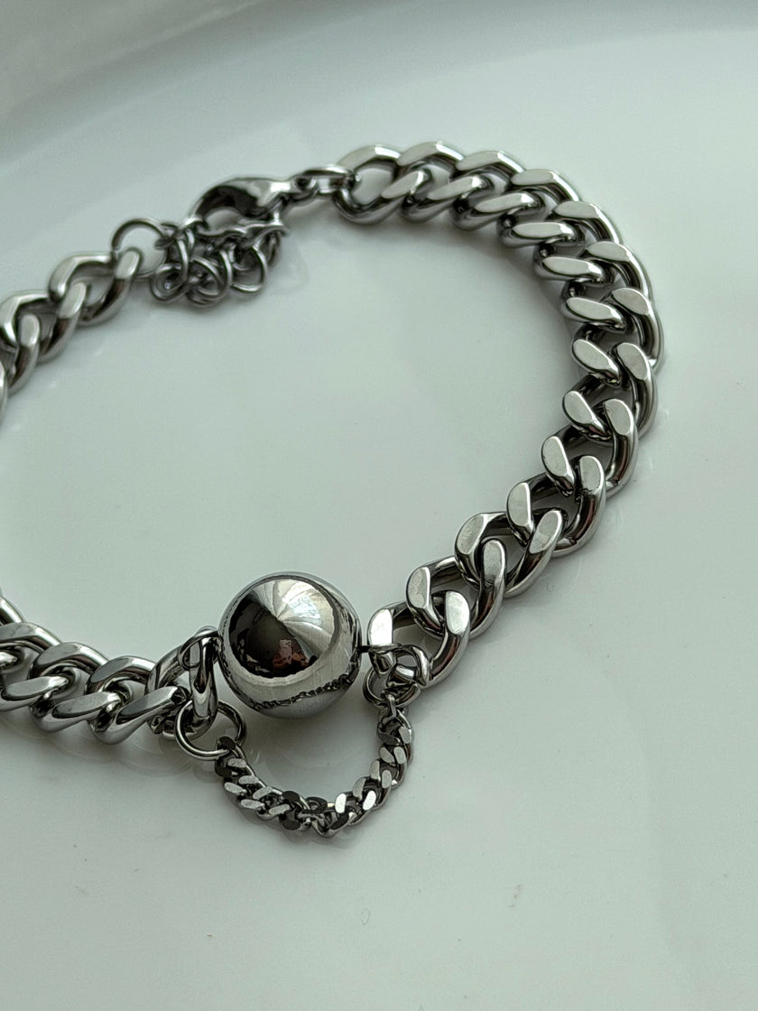 PULSERA CADENA Y BOLITA