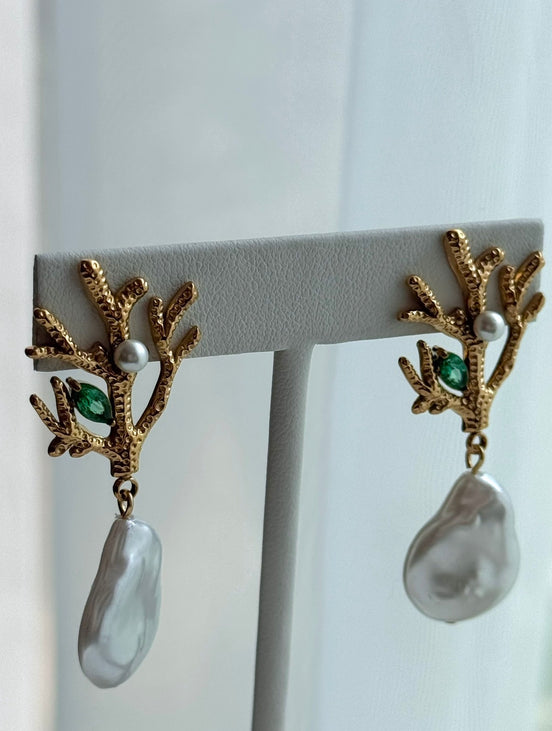 ARETE PERLA Y CRISTAL VERDE