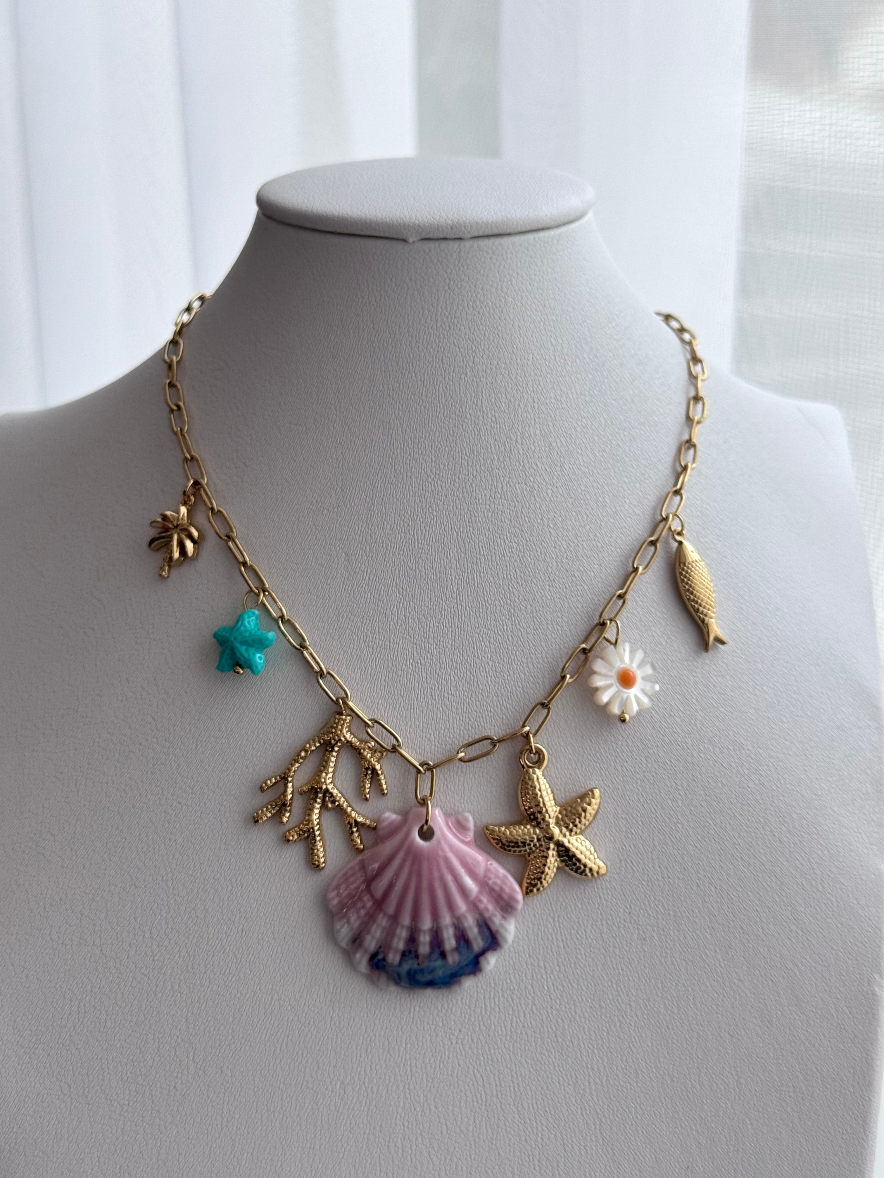 COLLAR CONCHA ROSA