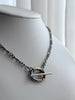 COLLAR BROCHE T