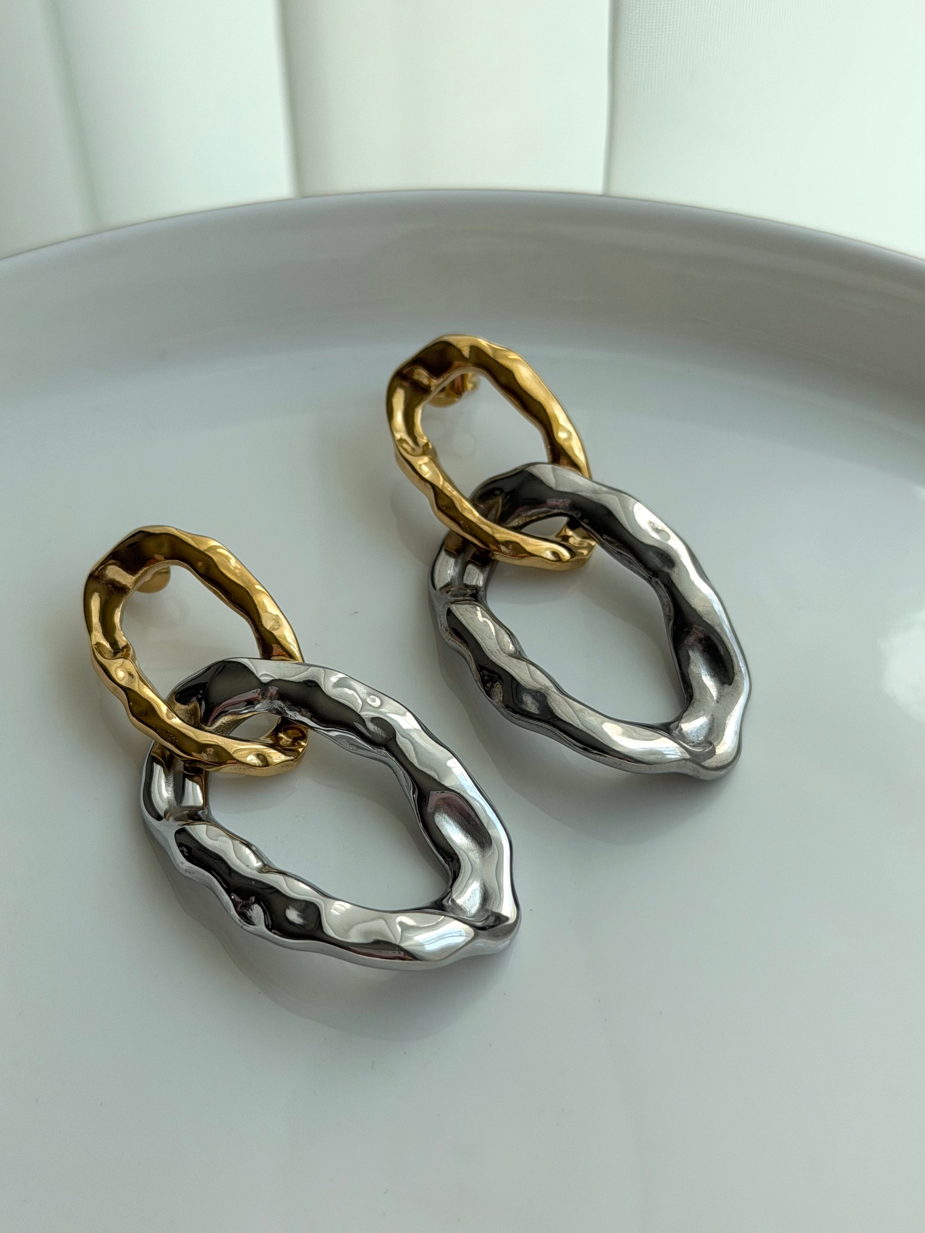 ARETES ARGOLLAS