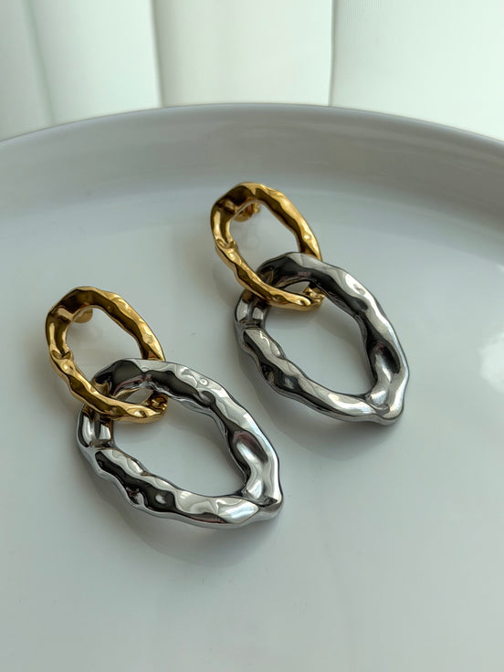 ARETES ARGOLLAS